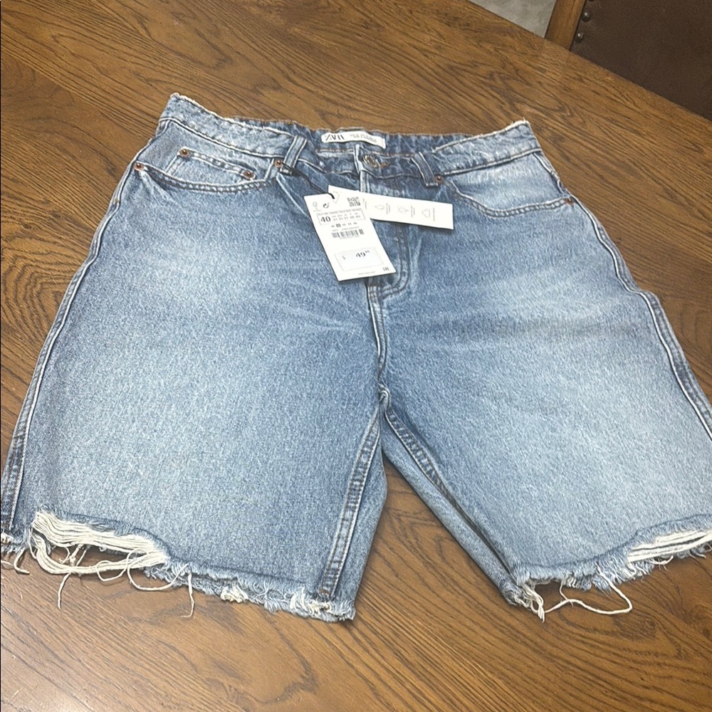 Zara Men’s Casual Denim Cutoff Shorts BNWT